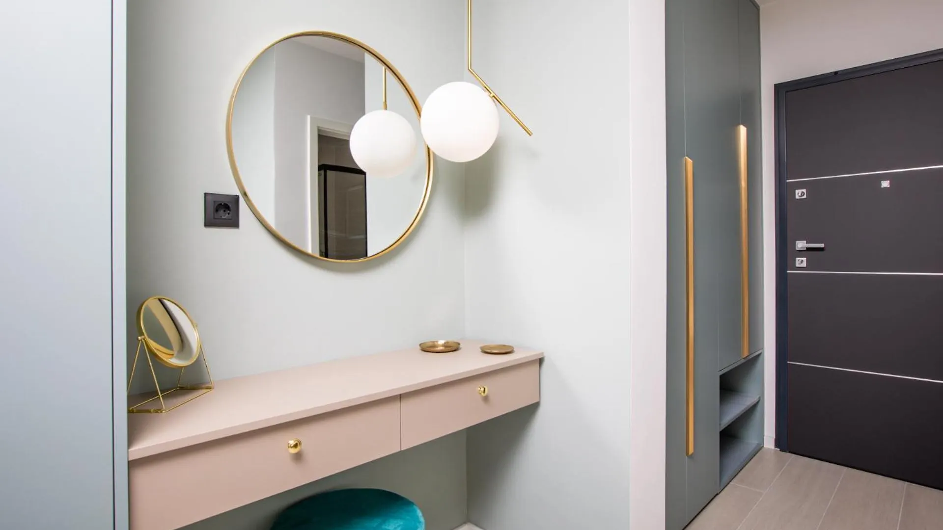 아파트 Mint & Gold Luxury Suite 말린스카 크로아티아